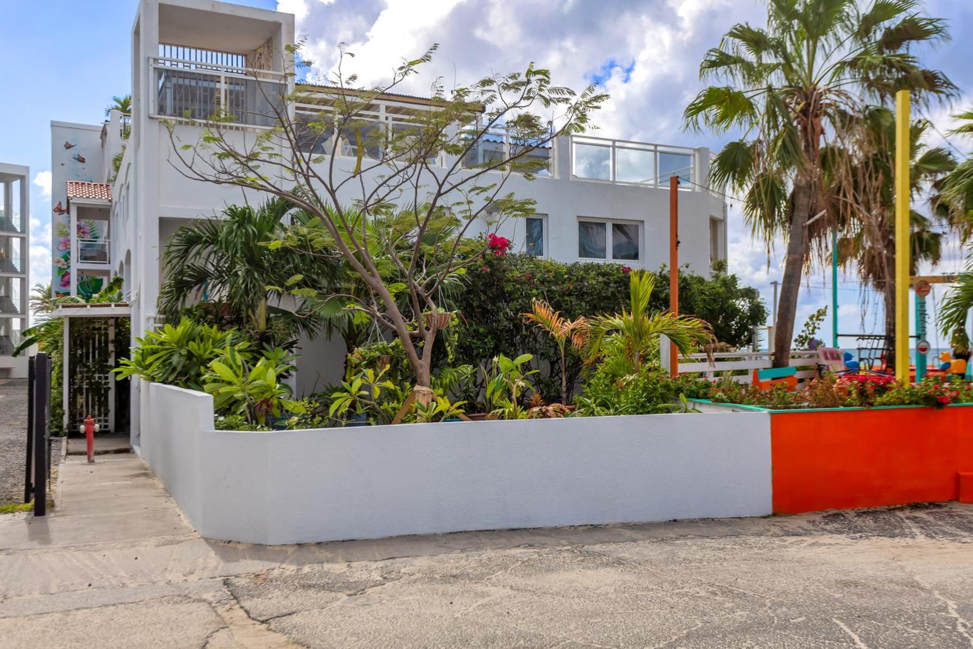 Maho Beach House - Luxe 1-Bedroom - Ocean View Esterno foto